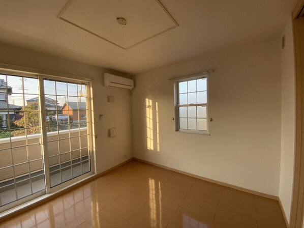 ヴィラ・カルティベートの物件内観写真